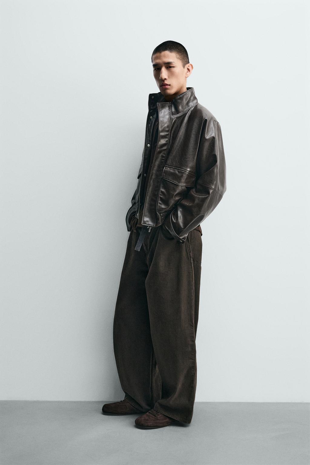 УКОРОЧЕННАЯ КУРТКА ИЗ ИСКУССТВЕННОЙ КОЖИ