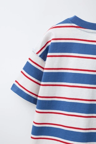 Футболка в полоску с нашивкой-логотипом- Заказать в России