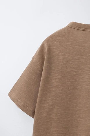 Базовая футболка с пуговицами- Заказать в России