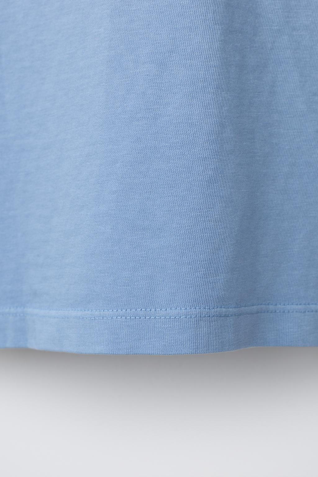 ОДНОТОННАЯ ФУТБОЛКА