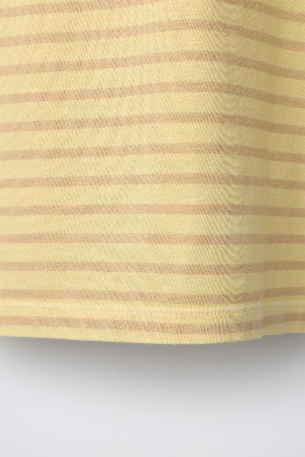 ФУТБОЛКА В ПОЛОСКУ