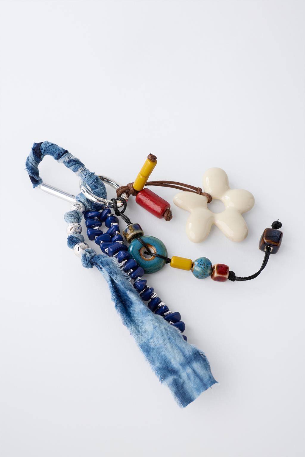 БРЕЛОК С ПОДВЕСКАМИ