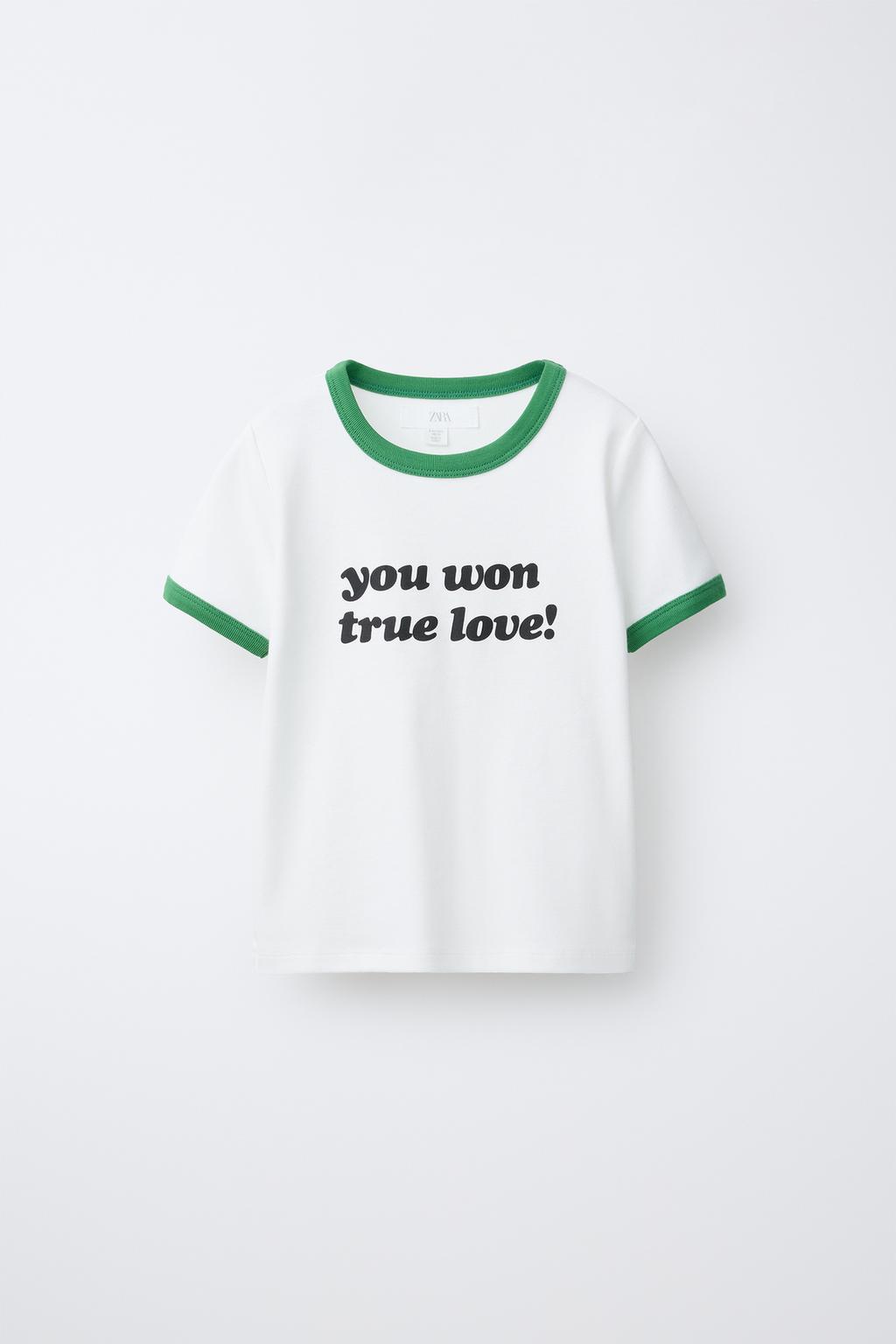 ФУТБОЛКА В РУБЧИК С КОНТРАСТНЫМ ТЕКСТОМ