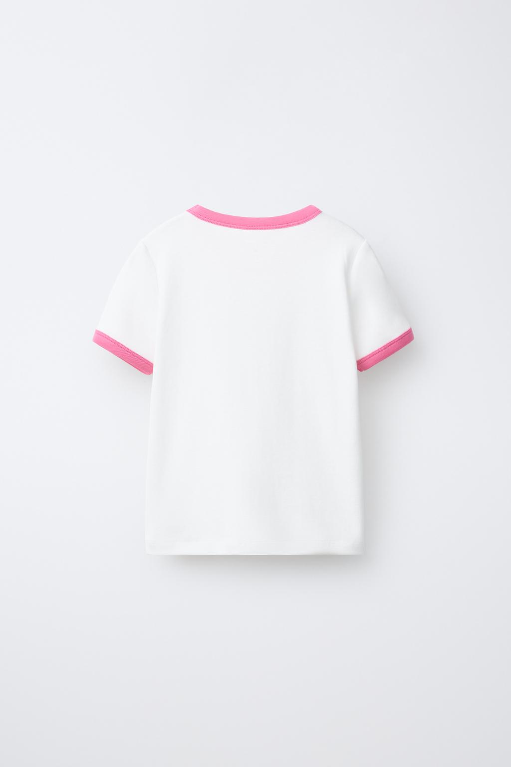 ФУТБОЛКА В РУБЧИК С КОНТРАСТНЫМ ТЕКСТОМ