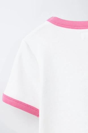 Футболка в рубчик с контрастным текстом- Заказать в России