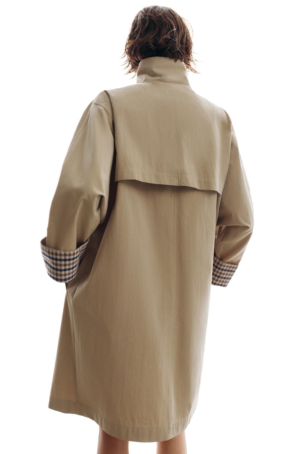 Тренч оверсайз с манжетами в клетку