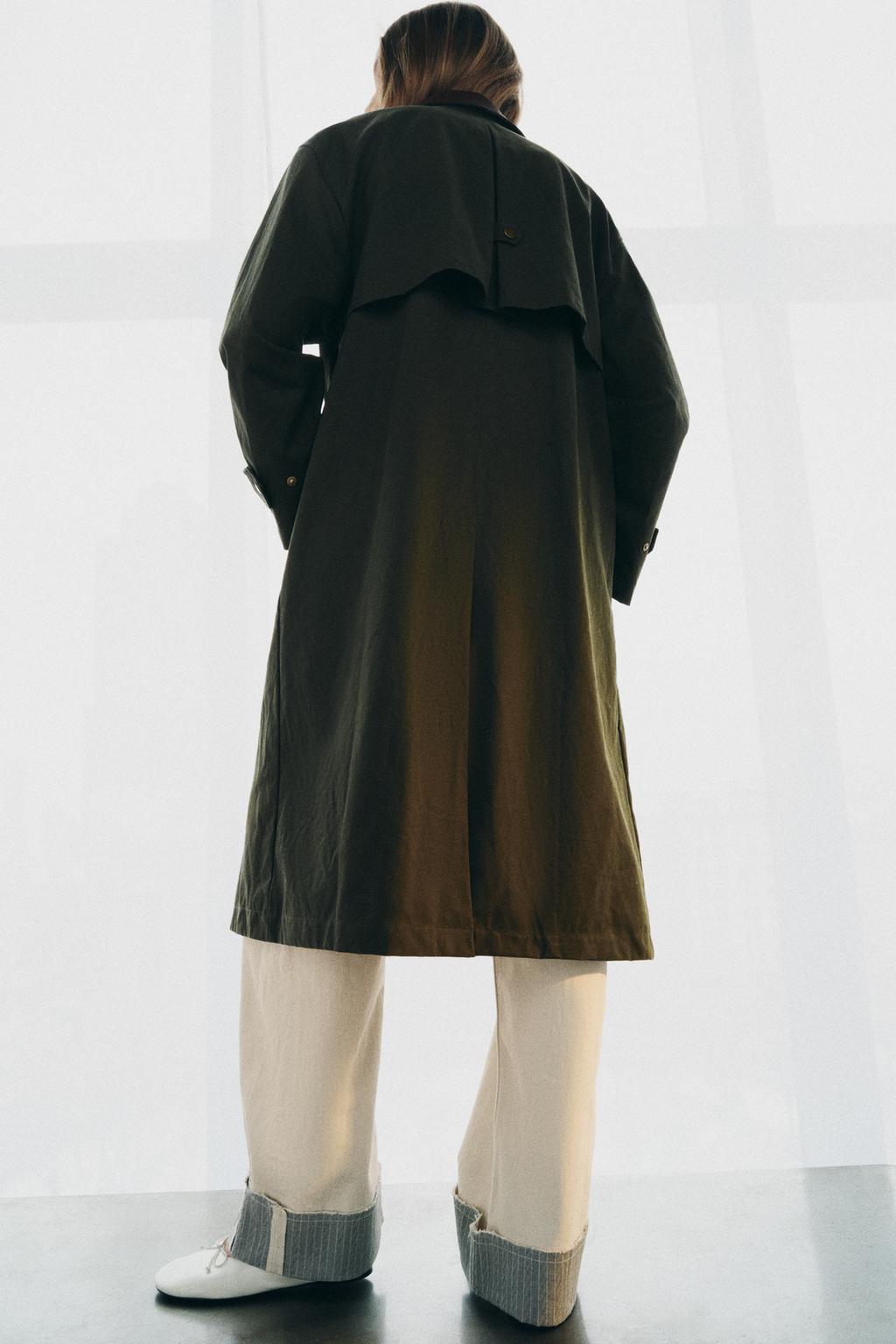 ТРЕНЧ ИЗ КОЛЛЕКЦИИ ZW С КОНТРАСТНЫМ ВОРОТНИКОМ ИЗ ИСКУССТВЕННОЙ КОЖИ