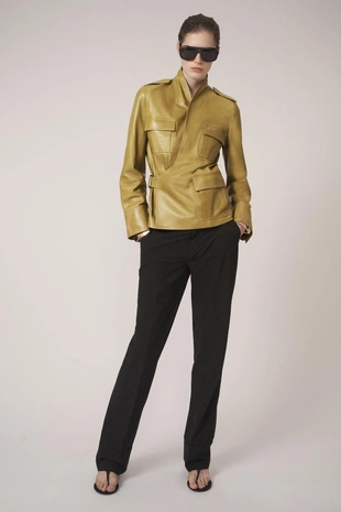 Куртка из 100% кожи - предмет ZARA WOMAN- Заказать в России