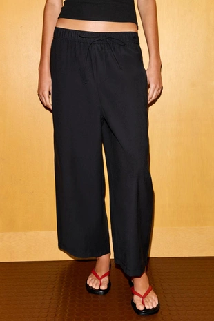 Кожаные сандалии с контрастными элементами- Заказать в России