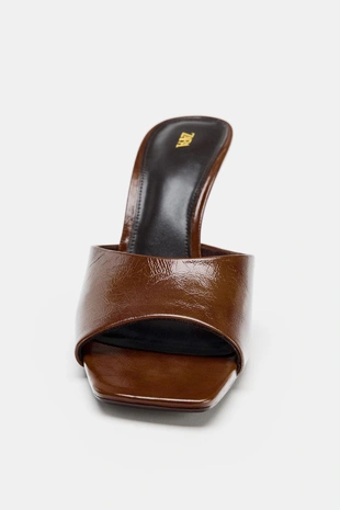 Кожаные мюли на каблуке- Заказать в России