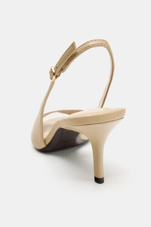 Сандалии на асимметричном каблуке- Заказать в России