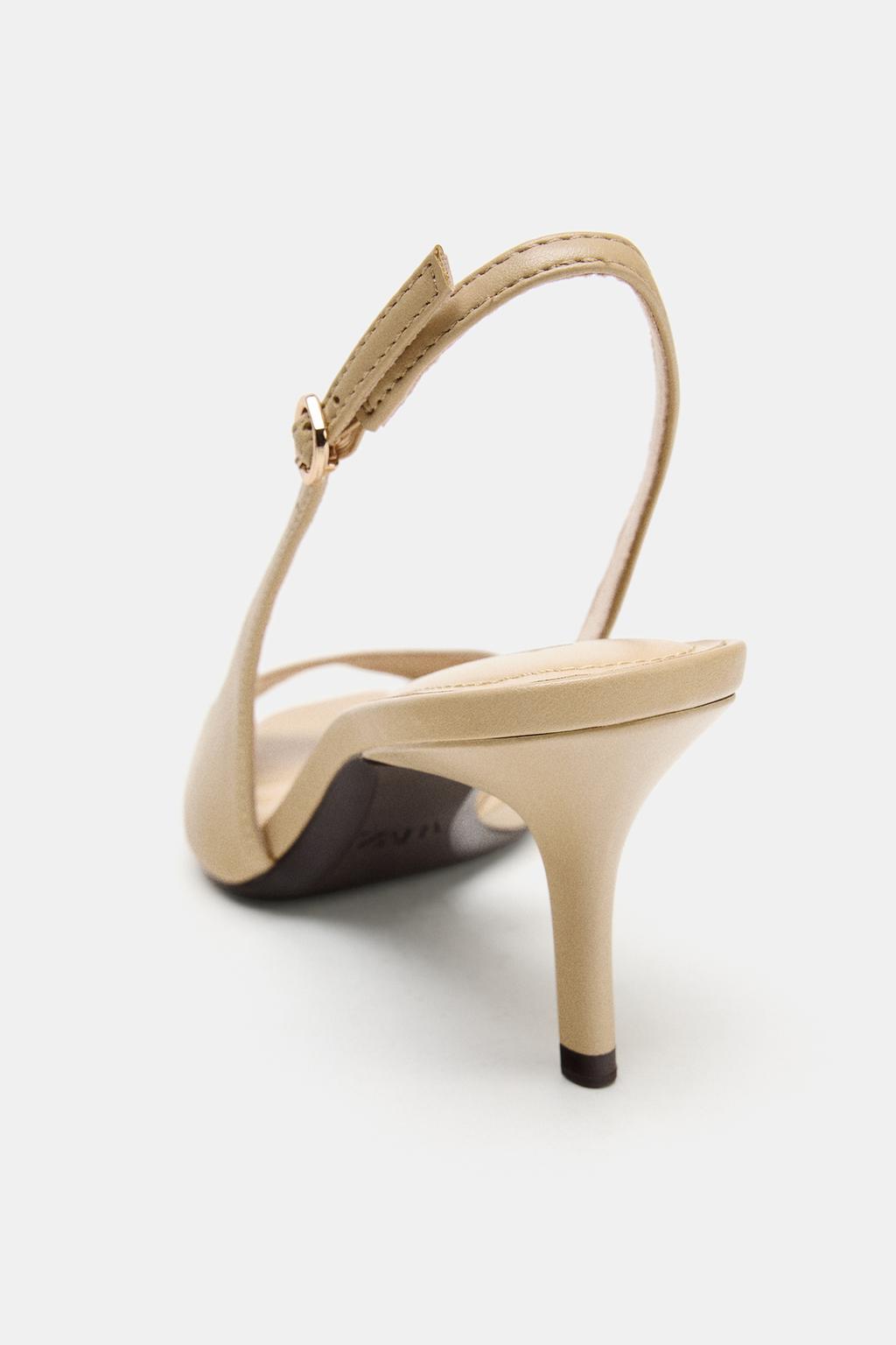 САНДАЛИИ НА АСИММЕТРИЧНОМ КАБЛУКЕ