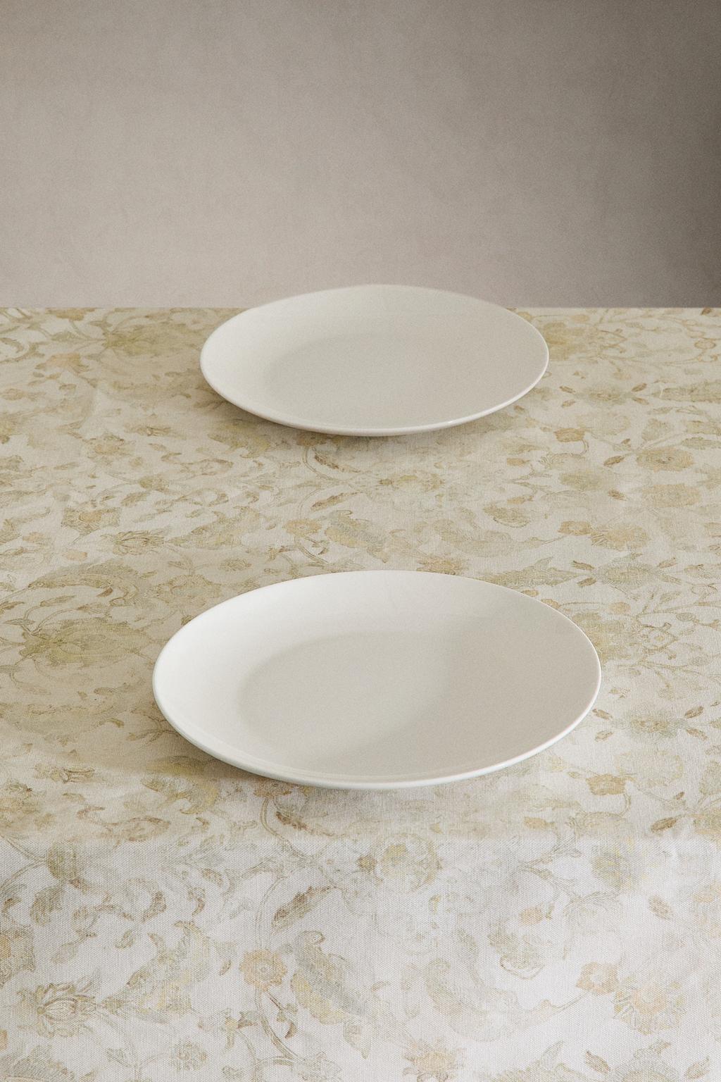 Скатерть с дамаским узором