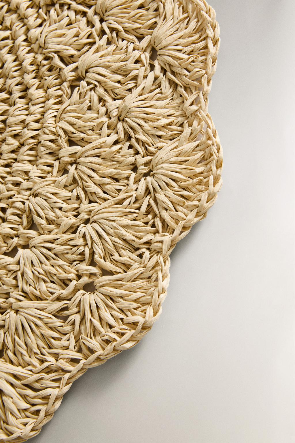 Кружевная подставка