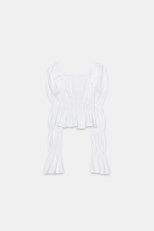 Топ с эластичными сборками и объемными рукавами- Заказать в России