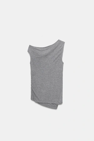 Топ асимметричного кроя со сборками- Заказать в России