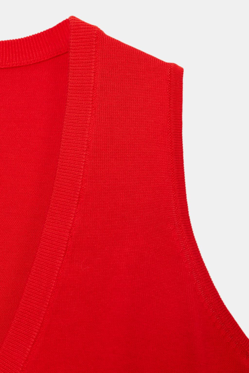 ТРИКОТАЖНЫЙ ТОП БЕЗ РУКАВОВ