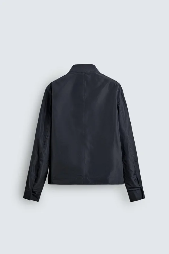 КУРТКА-РУБАШКА ИЗ ВЫСОКОТЕХНОЛОГИЧНОЙ WATER-REPELLENT ТКАНИ