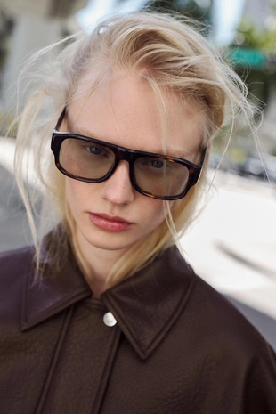 Бомбер из искусственной кожи- Заказать в России