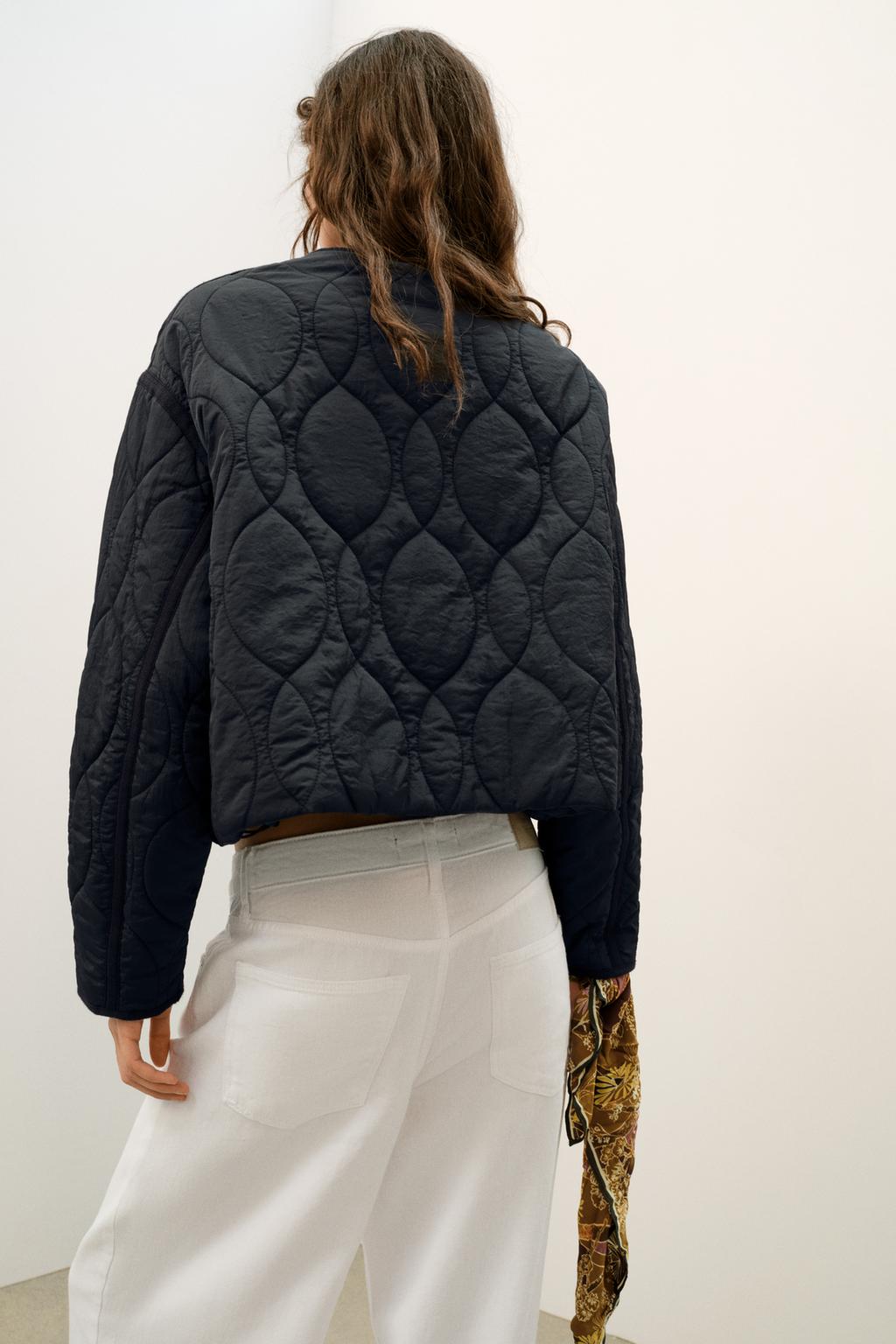 КОРОТКАЯ СТЕГАНАЯ КУРТКА