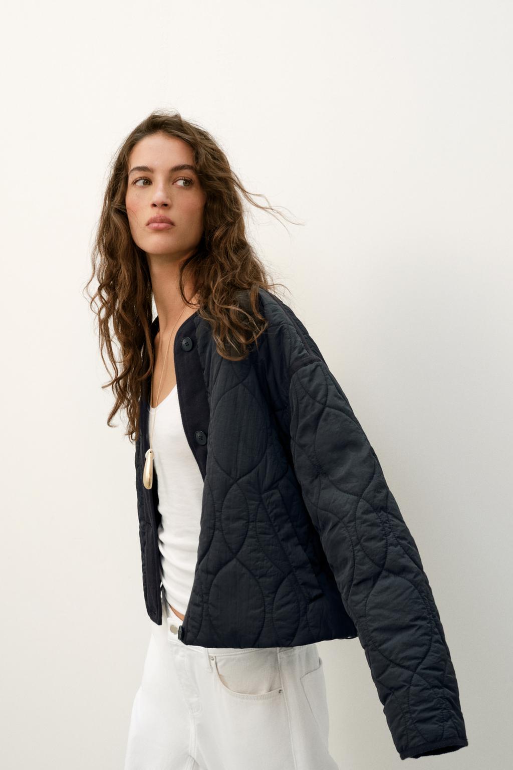 КОРОТКАЯ СТЕГАНАЯ КУРТКА