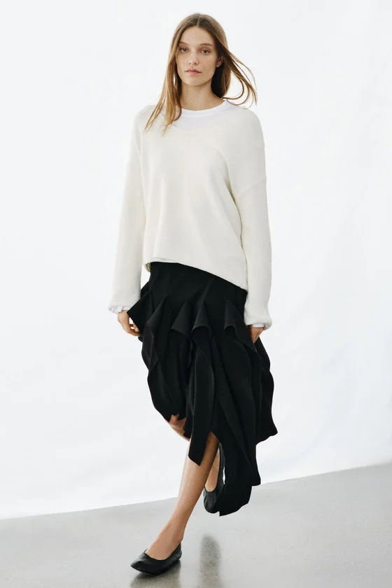ЮБКА АСИММЕТРИЧНОГО КРОЯ — коллекция Zara «ZW»