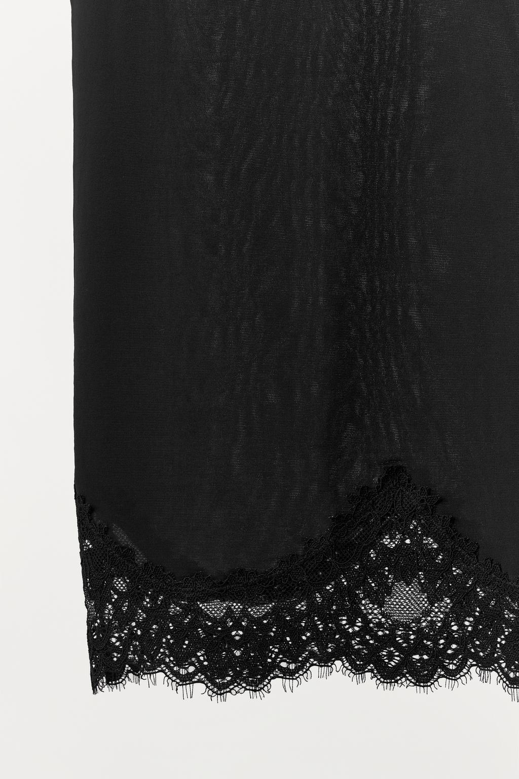 ЮБКА С КРУЖЕВОМ