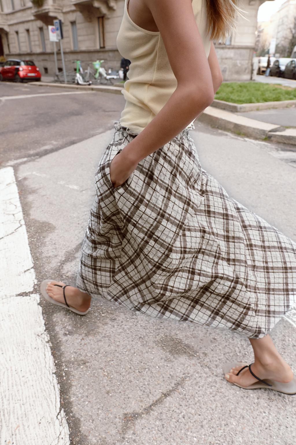 ЮБКА МИДИ В КЛЕТКУ