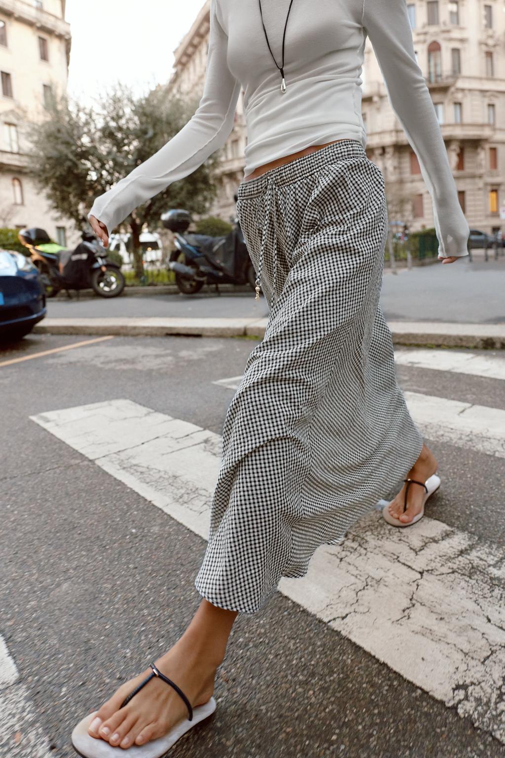 ЮБКА МИДИ В КЛЕТКУ ВИШИ