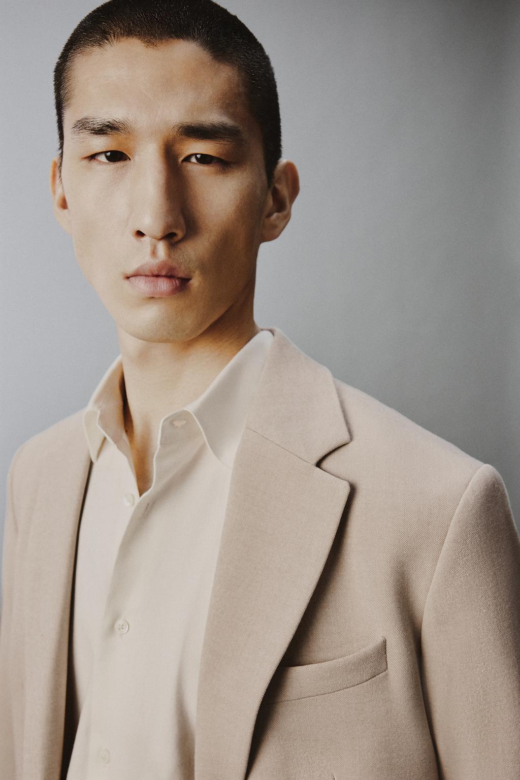 КОСТЮМНЫЙ БЛЕЙЗЕР SLIM FIT