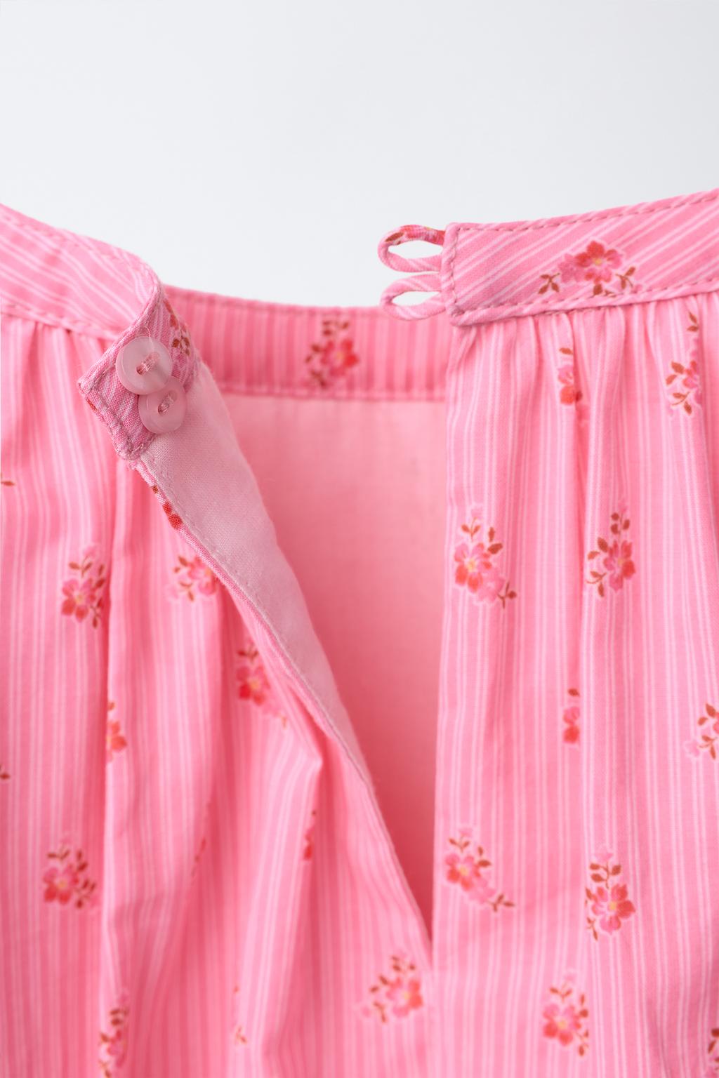 БЛУЗА С ОБЪЕМНЫМИ РУКАВАМИ И ЦВЕТОЧНЫМ ПРИНТОМ