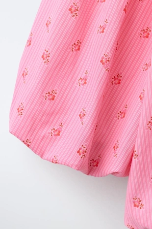 Блуза с объемными рукавами и цветочным принтом- Заказать в России