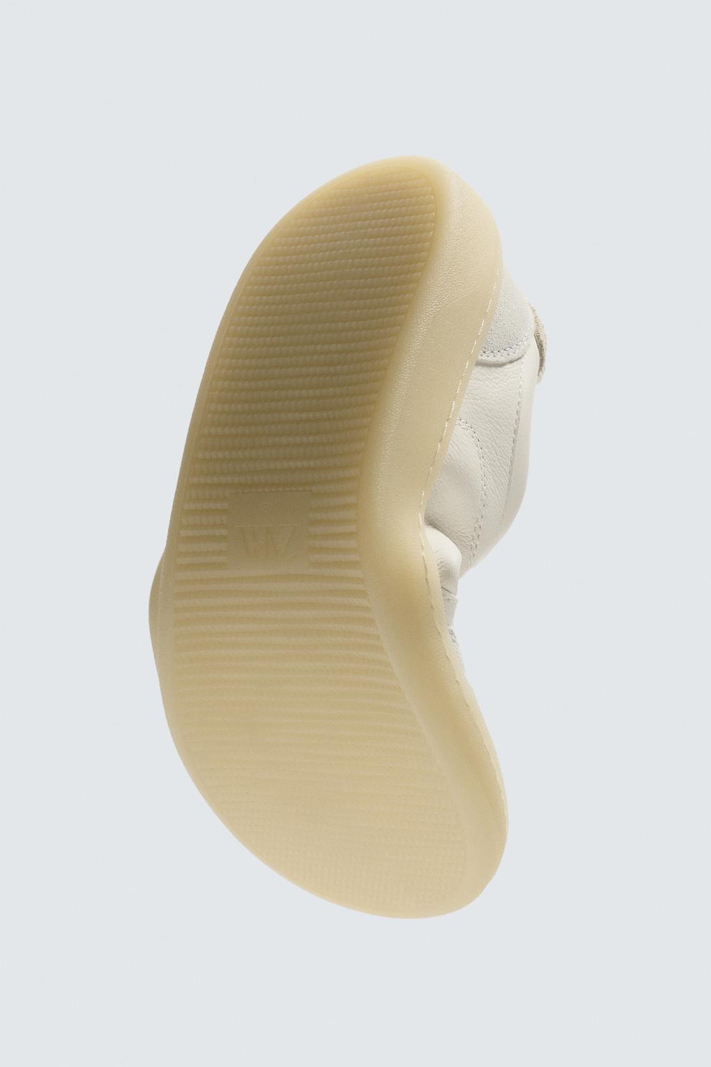 КОЖАНЫЕ КРОССОВКИ BAREFOOT