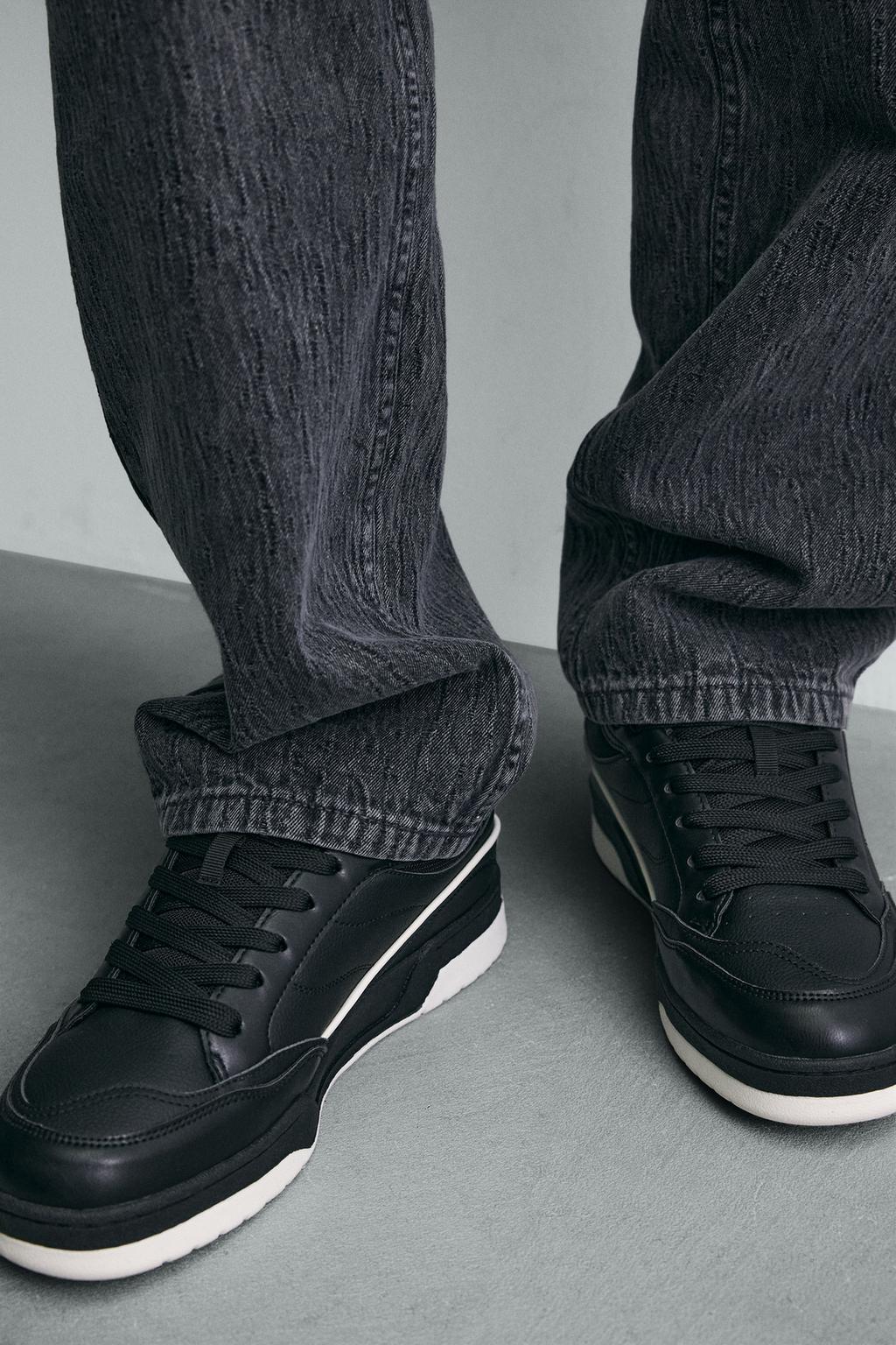 БАСКЕТБОЛЬНЫЕ КРОССОВКИ