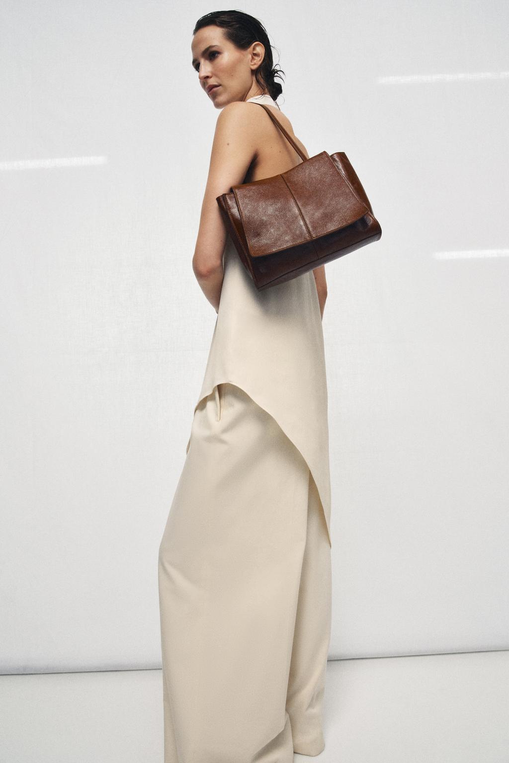 КОЖАНАЯ МИНИ-СУМКА-ШОПЕР С ДВОЙНЫМ КАРМАНОМ