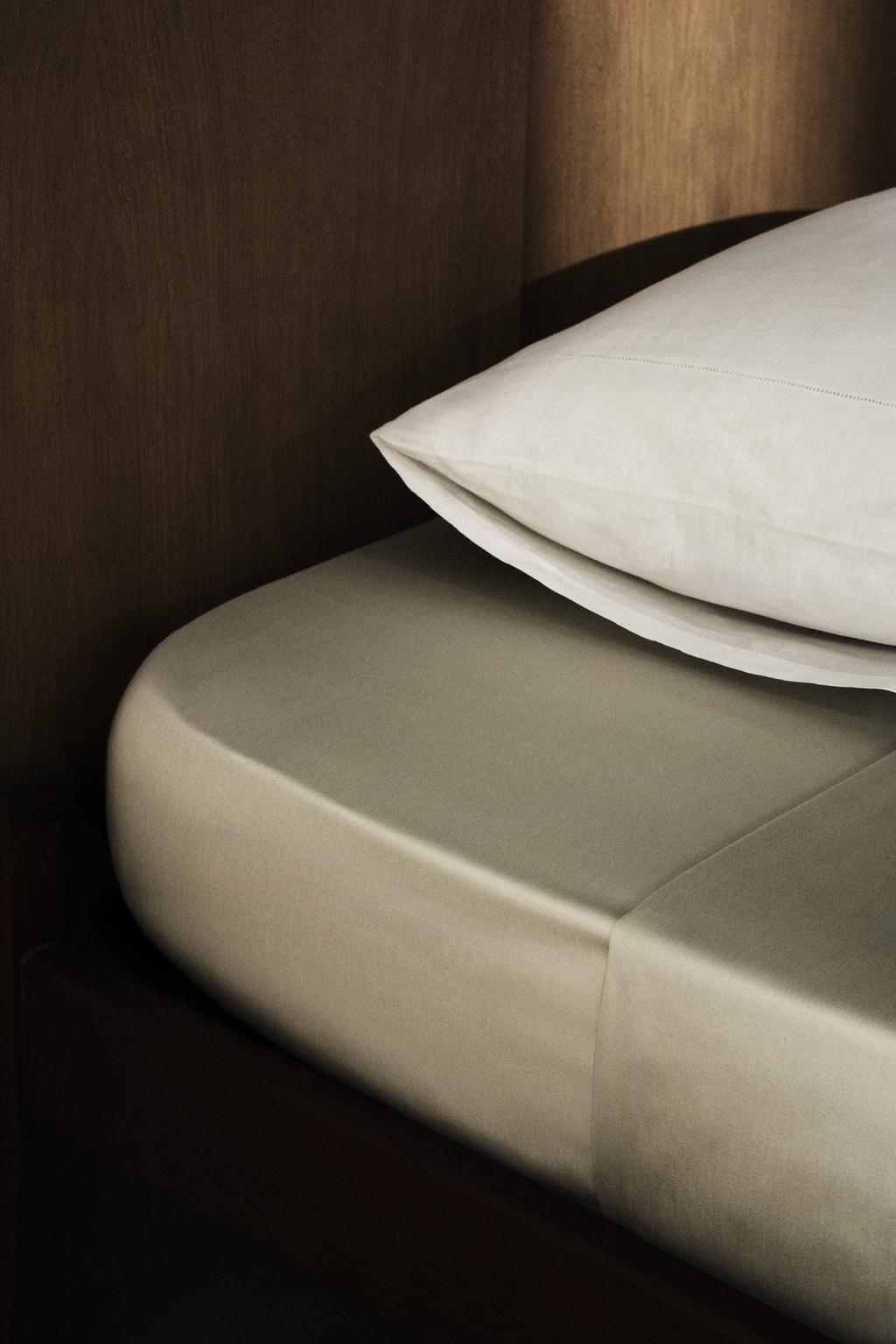 Простынь на резинке из сатина | 40 см высокая (500 нитей)