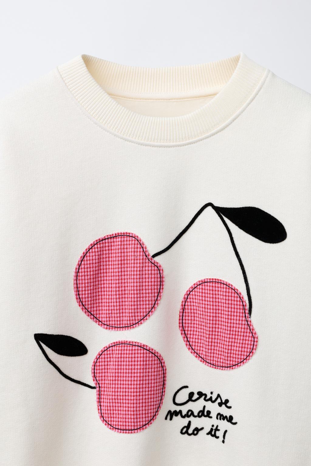 ТОЛСТОВКА С НАШИВКАМИ «ВИШНИ»