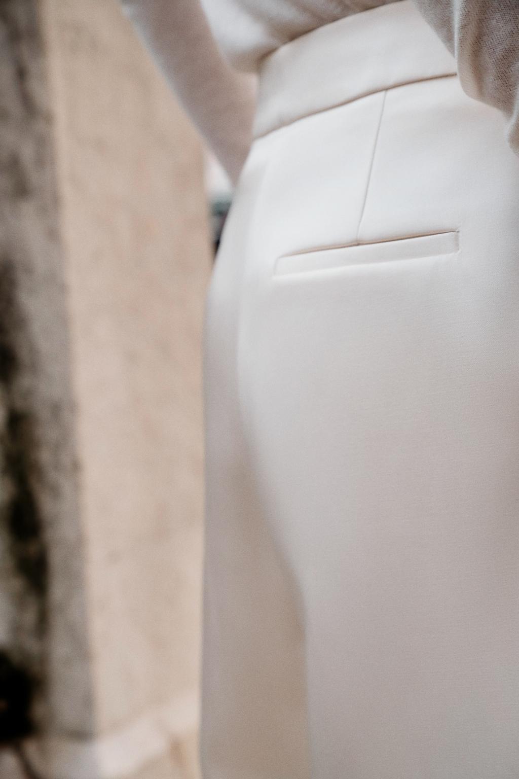 БРЮКИ BARREL ИЗ АТЛАСА