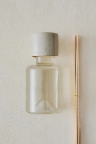 (95 мл) диффузор с ароматом люминесцентная камелия- Заказать в России