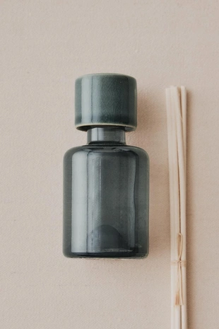 (95 мл) насыщенные розовые ароматизаторы с тростиным стеблем- Заказать в России