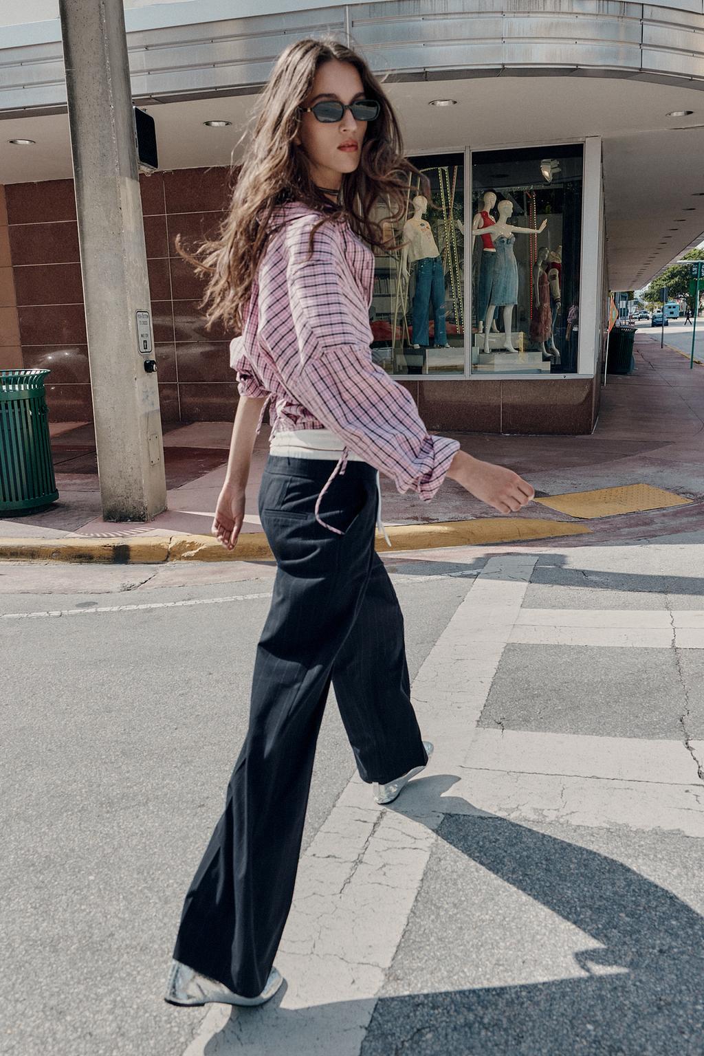 БРЮКИ С ШИРОКИМИ ШТАНИНАМИ И ДВОЙНЫМ ПОЯСОМ