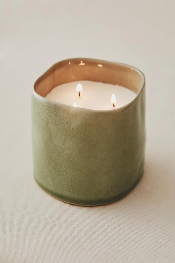 (430 г) ароматическая свеча мускусные лепестки