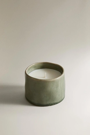 Ароматическая свеча PURE GARDENIA (150 г)- Заказать в России