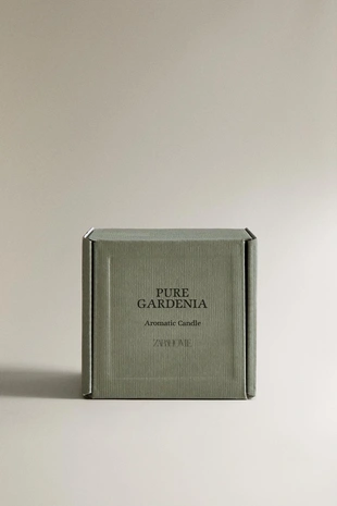 Ароматическая свеча PURE GARDENIA (150 г)- Заказать в России