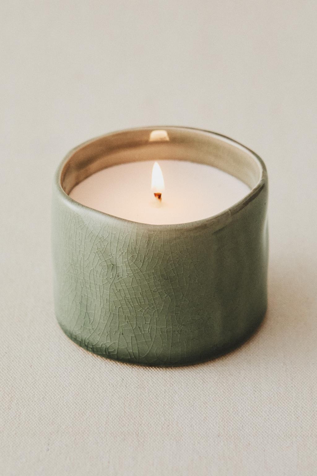 Ароматическая свеча pure gardenia (150 г)