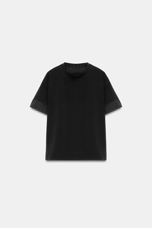 Футболка из плотного хлопка с короткими рукавами