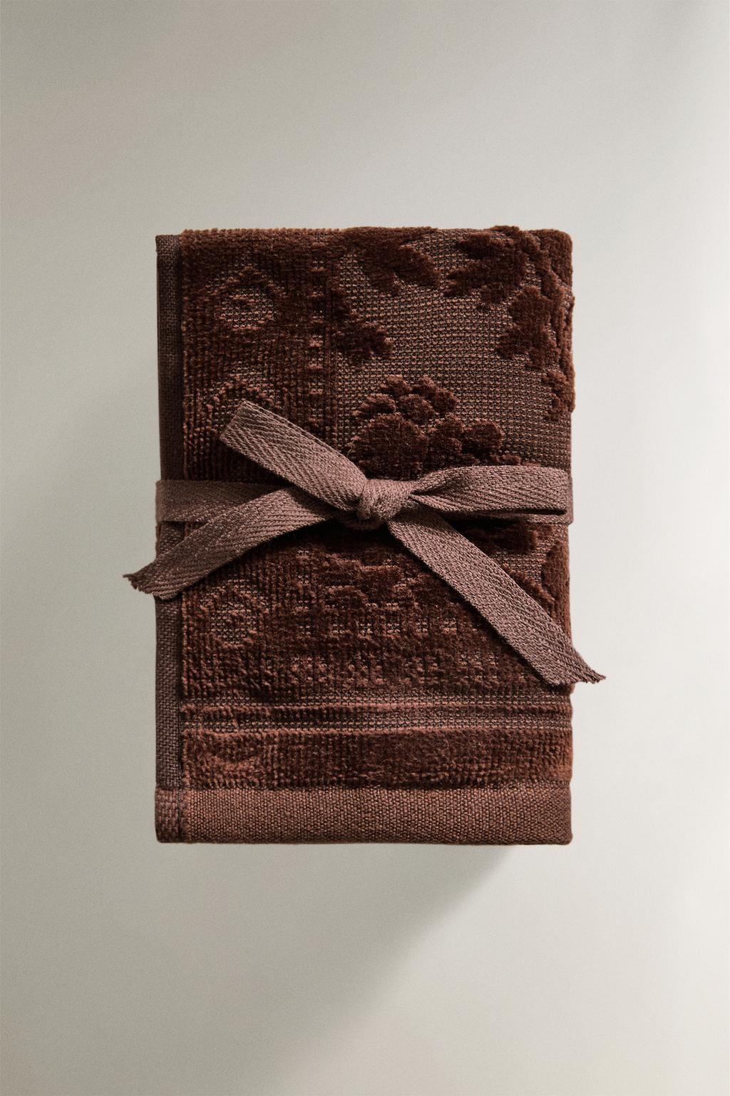 Махровое вафельное полотенце с цветочным жаккардовым узором (набор из 3 штук)