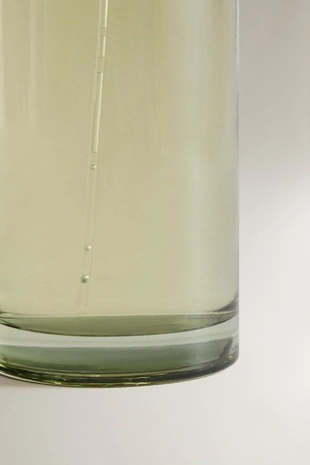 (200 мл) освежитель воздуха в спрее маскуйные лепестки- Заказать в России