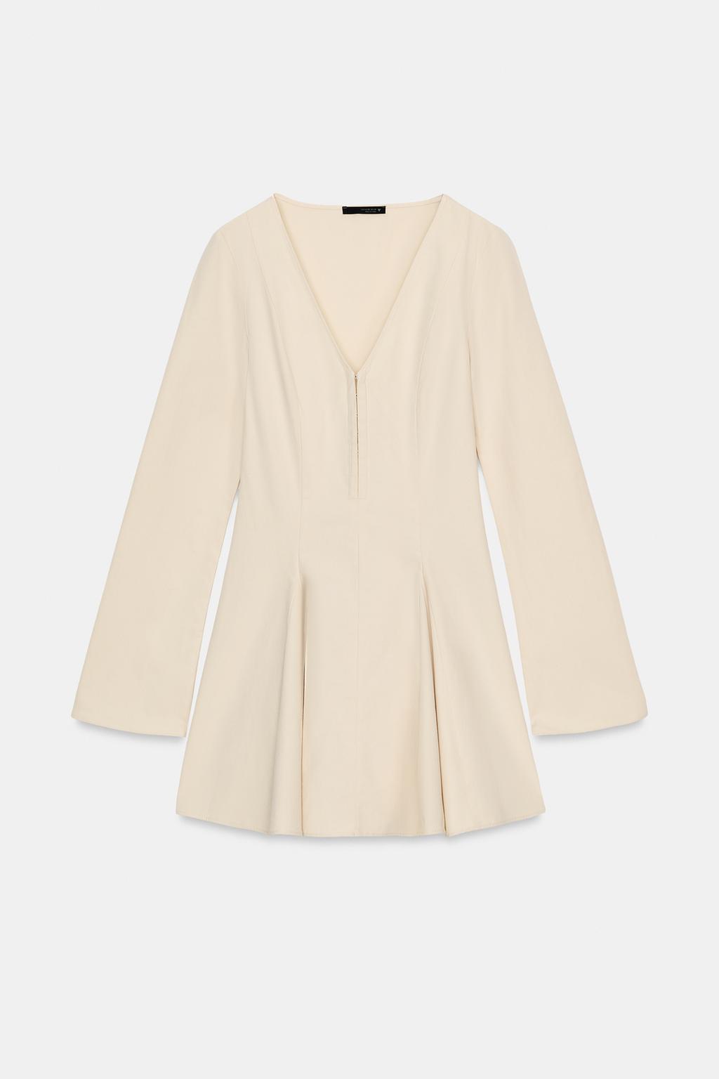 КОРОТКОЕ ПЛАТЬЕ С РАСКЛЕШЕННОЙ ЮБКОЙ