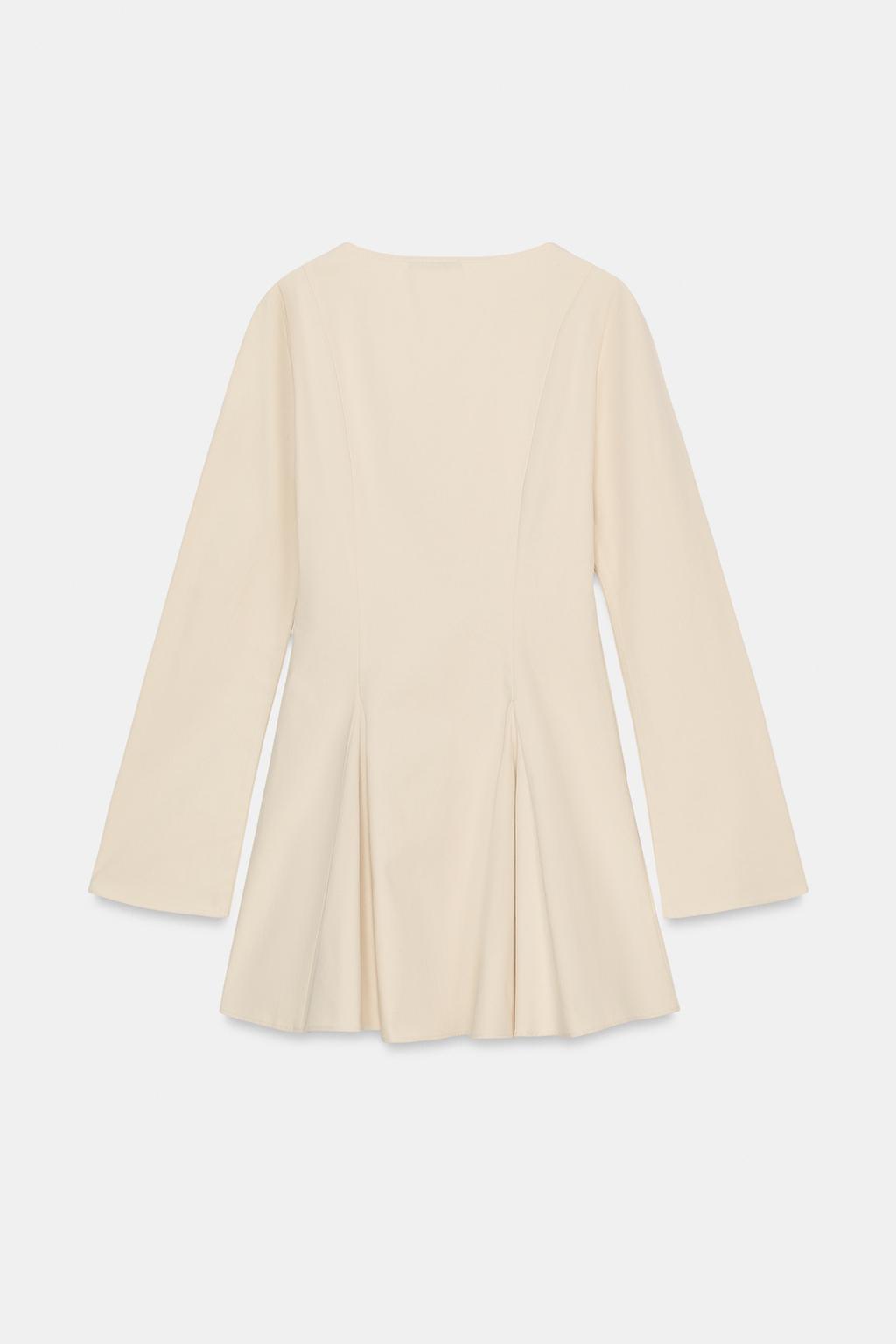 КОРОТКОЕ ПЛАТЬЕ С РАСКЛЕШЕННОЙ ЮБКОЙ